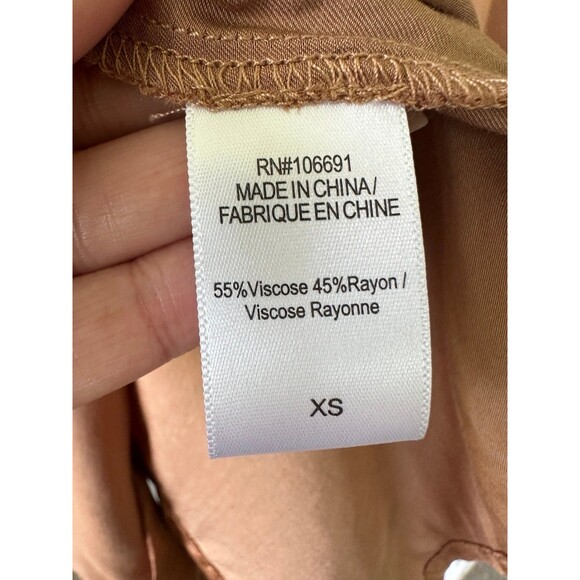 Young Fabulous & Broke Voluminous Balloon Sleeve Back Button Down Silky Blouse - Picture 7 of 9